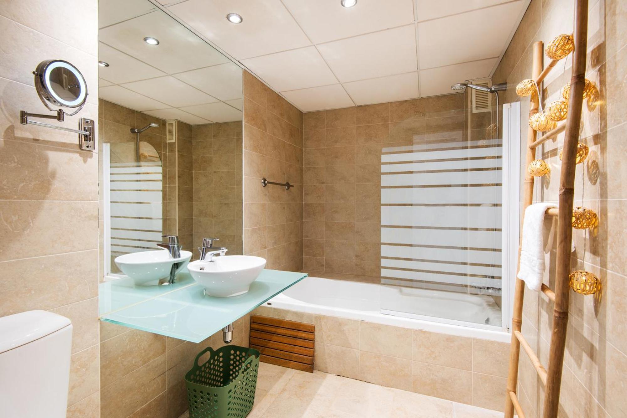 Higueron Hills 5x Club Apartment *